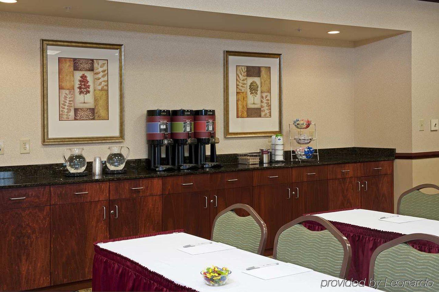 Hotel Hampton Northwest - Park 100 Indianapolis